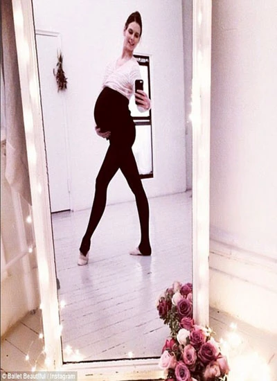 Mang bầu 39 tuần vẫn múa ba lê ảnh 5