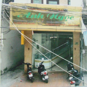 Lừa tiền tỉ, một chủ tiệm vàng bị khởi tố ảnh 1