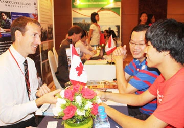 Canada rộng cửa cho sinh viên Việt Nam ảnh 1
