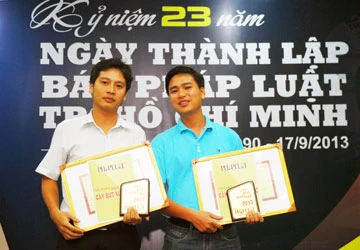 Phóng viên Thanh Tùng, Duy Tính: Cây bút xuất sắc năm 2013 ảnh 1 Phóng viên Thanh Tùng, Duy Tính: Cây bút xuất sắc năm 2013 ảnh 1