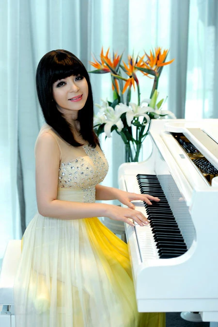 Ái Vân hủy kế hoạch viết hồi ký ảnh 1 Ái Vân hủy kế hoạch viết hồi ký ảnh 1