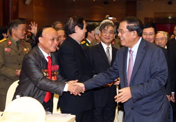 Thủ tướng Hun Sen: Không thể nói hết nghĩa tình Việt Nam - Campuchia ảnh 1