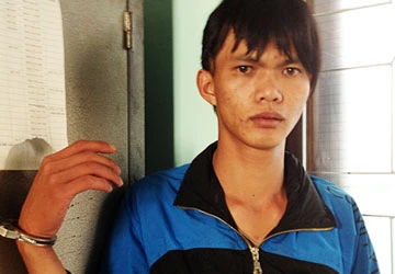 Đòi ném lựu đạn vào chùa để tống tiền ảnh 1