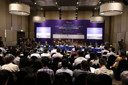 Triển lãm Ô tô Việt Nam lần thứ 9 ảnh 5