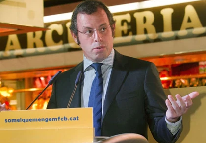 Chủ tịch Barcelona biển thủ 40 triệu euro từ thương vụ Neymar? ảnh 1