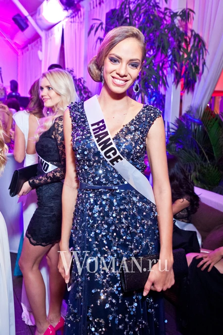 Trương Thị May và người đẹp hoàn vũ vui vẻ tiệc tùng ảnh 12