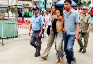 Bắt kẻ xin đểu, giết người ở chung cư ảnh 1