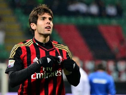 Hòa Genoa, Milan bị CĐV chặn cửa sân San Siro chửi rủa ảnh 1 Hòa Genoa, Milan bị CĐV chặn cửa sân San Siro chửi rủa ảnh 1