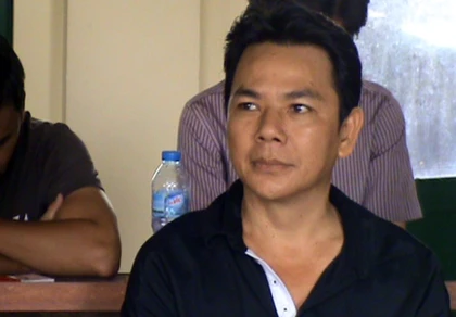 Nghệ sĩ cải lương Hoàng Bửu cầm đầu sòng bạc 'phê' ma tuý ảnh 1