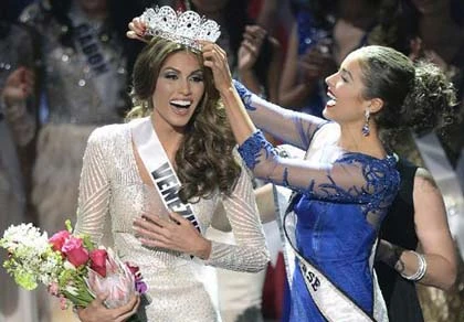 Người đẹp Venezuela đăng quang Hoa hậu Hoàn vũ 2013 ảnh 1