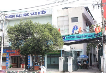 Ba trường ĐH bị đình chỉ tuyển sinh ảnh 1