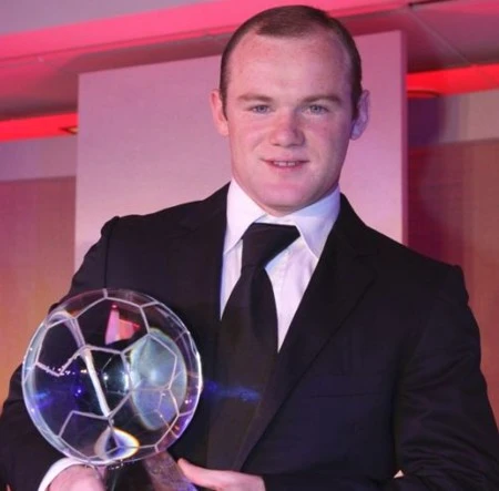 Wayne Rooney tiếp tục bội thu danh hiệu cá nhân ảnh 1