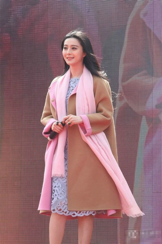 Phạm Băng Băng đẹp dịu dàng trong gió ảnh 1