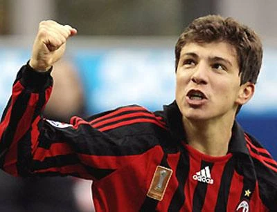 10 thần đồng bóng đá sáng giá nhất thế giới ảnh 2