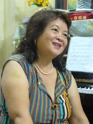 'Chim vành khuyên' Tố Uyên: Chưa là Nghệ sỹ ưu tú?! ảnh 3