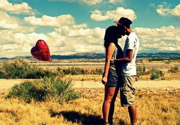 “Đánh dấu” chủ quyền tình yêu ảnh 1