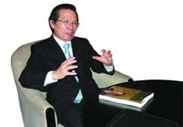 Người dịch hồi ký tổng thống Hàn Quốc sang tiếng Việt ảnh 1 Người dịch hồi ký tổng thống Hàn Quốc sang tiếng Việt ảnh 1