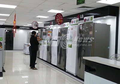 Khuyến mại khủng, hàng điện máy vẫn ế ảnh 2