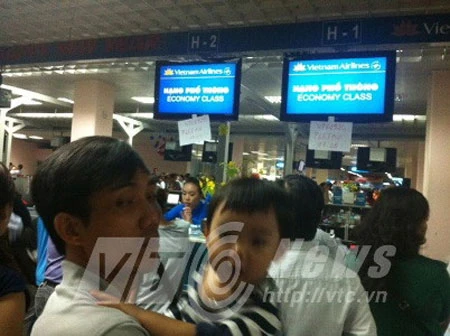 Lỗi mạng, sân bay Tân Sơn Nhất náo loạn ảnh 2