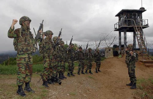 CHDCND Triều Tiên sẵn sàng chiến tranh ảnh 5