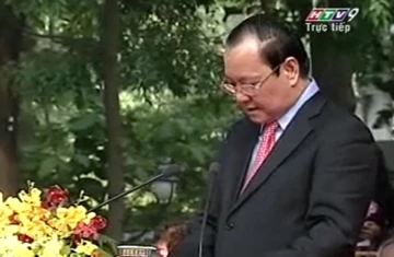 Tường thuật Lễ mittinh kỷ niệm 35 năm giải phóng miền Nam, thống nhất đất nước ảnh 10