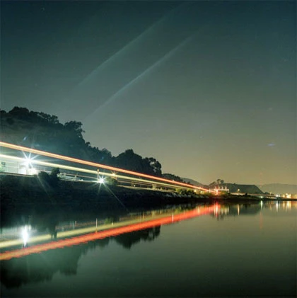 Những chuyến tàu ánh sáng qua ống kính nhiếp ảnh ảnh 10