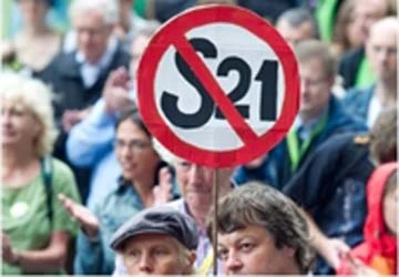 Đức: 55.000 người biểu tình phán đối dự án đường sắt Stuttgart ảnh 1