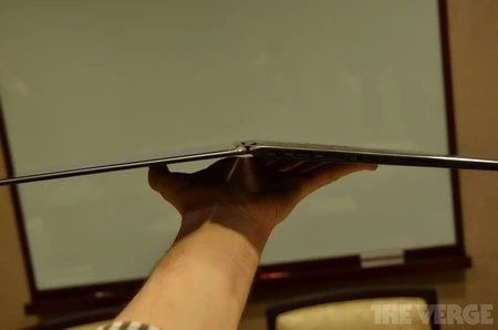 Dell ra mắt laptop “lai” máy tính bảng có khả năng biến hình ảnh 7