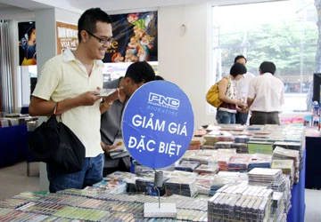 Vụ tăng phí tác quyền âm nhạc: Không đình công mà chỉ ngưng sản xuất ảnh 1