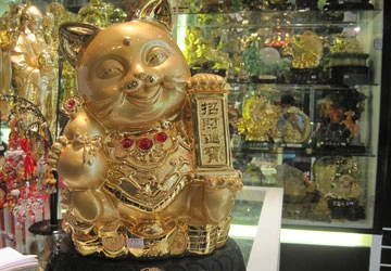 Mèo “phong thủy” đắt nhờ giá trị ảo ảnh 1