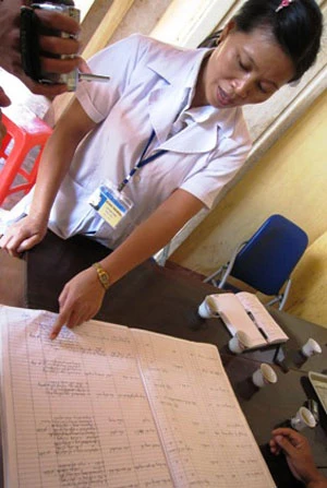 Lời kể của y tá khâu vết thương cho nghi phạm cướp tiệm vàng ảnh 2 Lời kể của y tá khâu vết thương cho nghi phạm cướp tiệm vàng ảnh 2