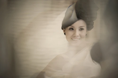 Cẩm Ly "đẹp lạ" ảnh 2