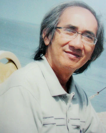 “Salman Rushdie: Người bước qua mọi lằn ranh” ảnh 1