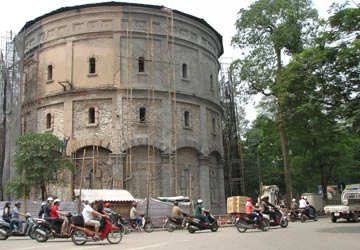 Chỉnh trang "Thăng Long": Nhiều hình thức, thiếu thiết thực ảnh 2