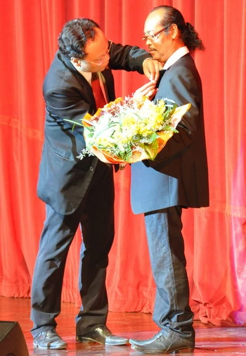 Ca sỹ Y Moan được đặc cách trao danh hiệu nghệ sỹ nhân dân ảnh 2