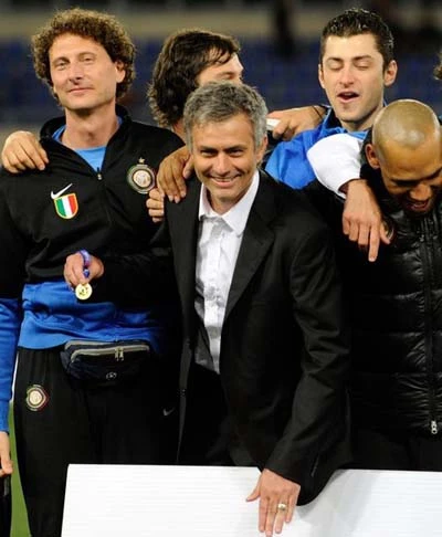 Mourinho nên ở lại Inter ảnh 1