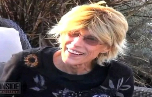 Dì ruột Angelina Jolie qua đời vì ung thư vú ảnh 1