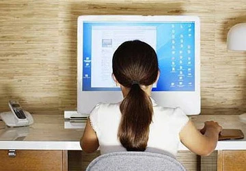 Thiếu giáo dục giới tính, trẻ tìm đến sách báo khiêu dâm ảnh 1