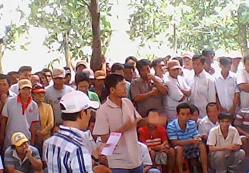 Những trường gà cực lớn tại Long An - Bài 3: Trường gà vùng giáp ranh ảnh 3