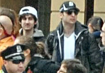 Vụ đánh bom ở Boston: FBI bắn hạ một tên khủng bố ảnh 2