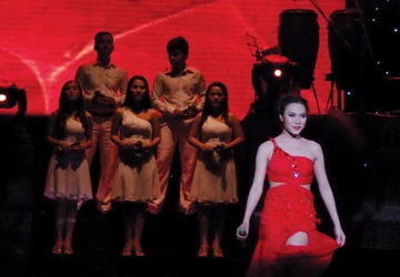 Vui buồn nhóm hát bè ảnh 1