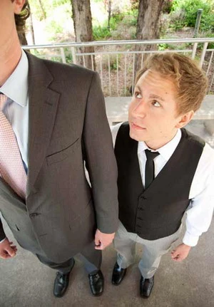 Những chàng trai có chiều cao khiêm tốn ảnh 1