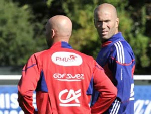 Pháp - TBN “tuyên chiến” vì con trai Zidane ảnh 2
