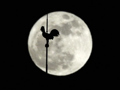 Ngắm "siêu Mặt trăng" tại các nước ảnh 11