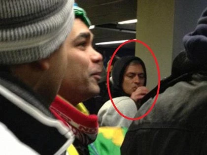 Mourinho giấu mình khi về lại Chelsea ảnh 1