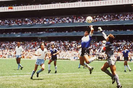 10 cầu thủ vĩ đại nhất lịch sử World Cup ảnh 1