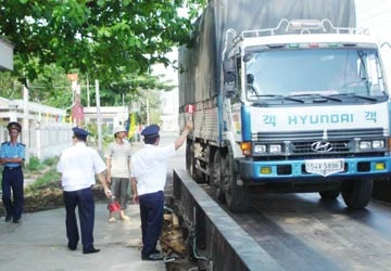 Sẽ kiểm tra tải trọng xe ngay từ gốc ảnh 1