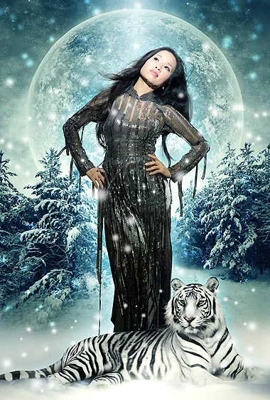 Cẩm Ly dịu dàng trên lịch ảnh 7