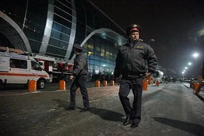 Đánh bom khủng bố ở sân bay Matxcơva, 35 người chết ảnh 11