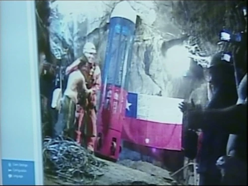 Tường thuật trực tuyến giải cứu 33 thợ mỏ Chile ảnh 11 Tường thuật trực tuyến giải cứu 33 thợ mỏ Chile ảnh 11